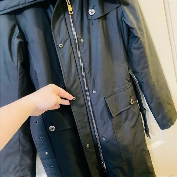 Black classic BURBERRY Winter trench